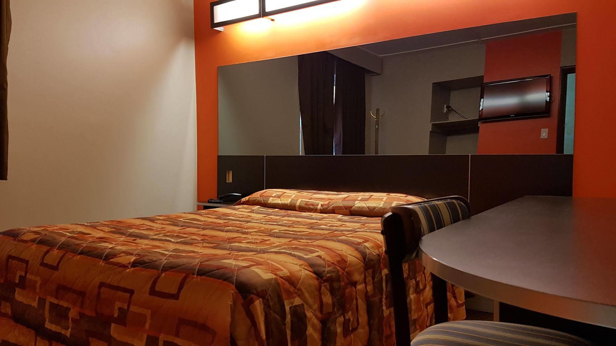 Budget Inn 2000 Hamilton Dış mekan fotoğraf